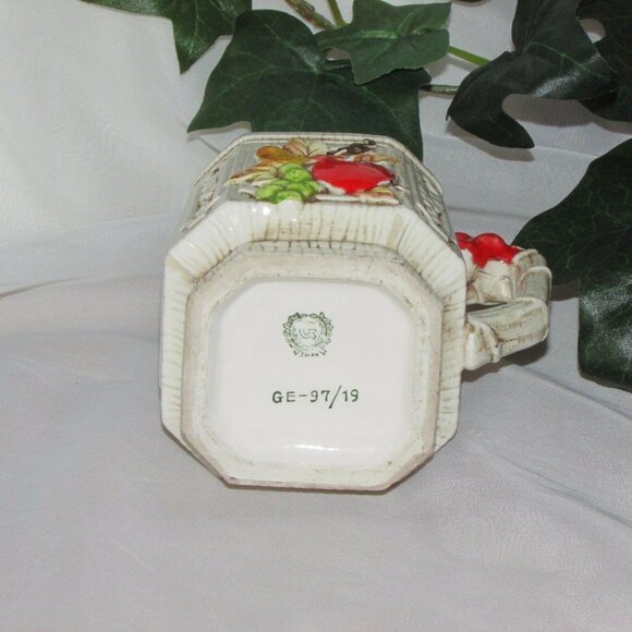 4 Vintage Ceramic Coffee Mugs Hand Painted Fruit Majolica Japan Kitchen Decor - Picture 10 of 11